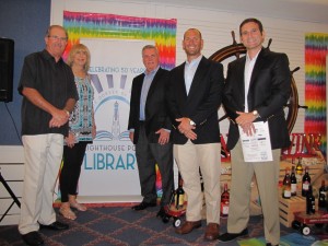 3-Mayor Troast and LHP Commissioners celebrate the library.